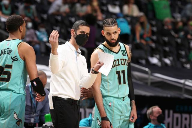 世界杯客户端升级-赛季第二负勇士再暴露问题，决胜阵容空间严重不够