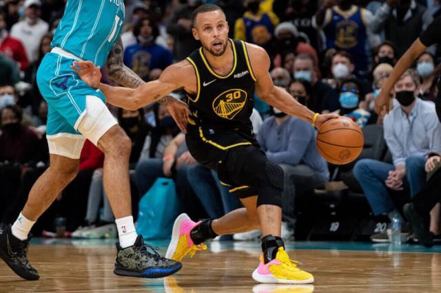 世界杯客户端升级-赛季第二负勇士再暴露问题，决胜阵容空间严重不够