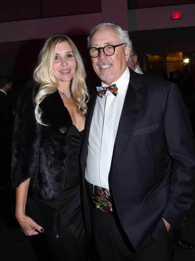 世界杯直播app下载-太阳老板低俗演讲视频曝光 三句话不离下流段子