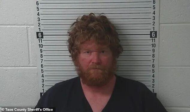 世界杯官方入口更新-美国雪场成为富豪秀场。毒品派对性侵，滑雪体验逐步崩塌...