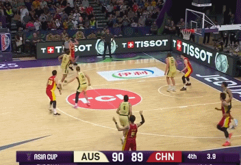 世界杯客户端升级-广东新赛季最大谜团！胡明轩场均8.2分领衔多项数据创近七年新低