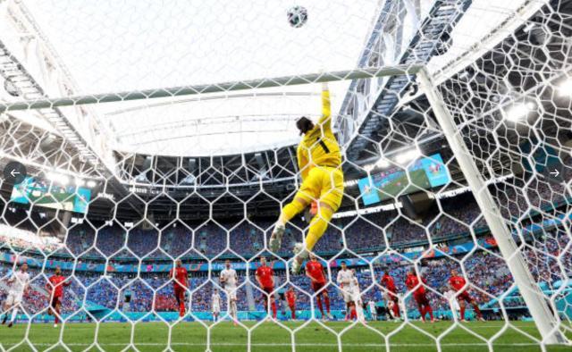 世界杯直播app下载-1米83的“巨人”难煞西班牙，佐默延续神奇又创纪录