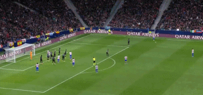 世界杯客户端升级-全员卧底？热刺欧冠离大谱 开场22分钟4次失误送礼 22岁门将获0分