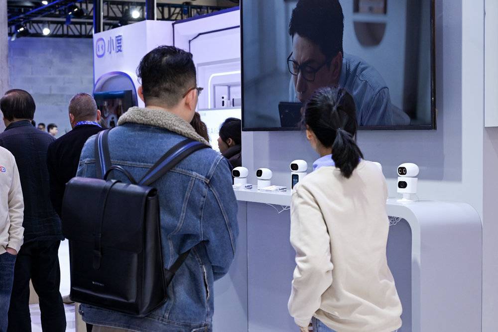 世界杯手机观看-想让AI进家门，不能靠手机