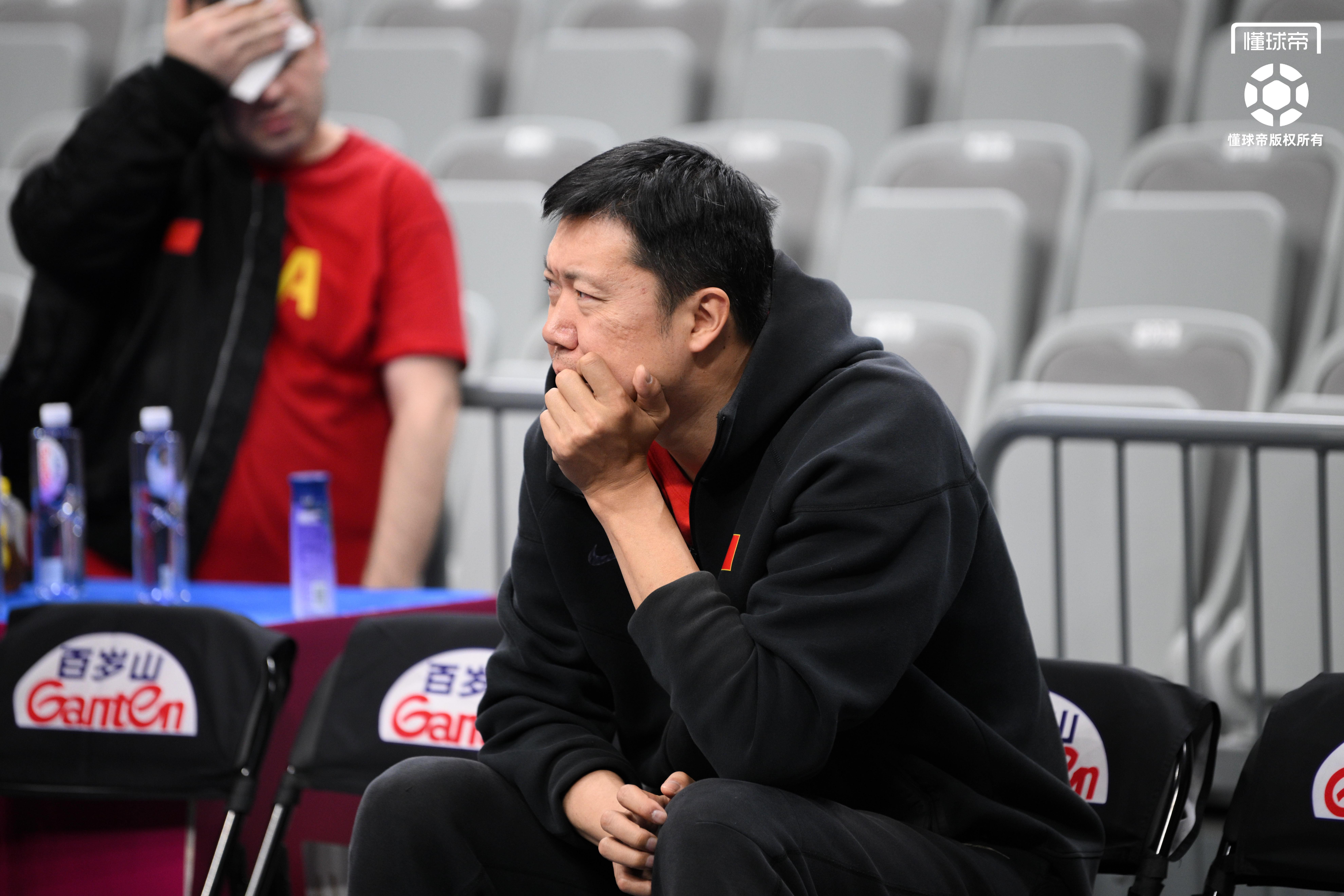 世界杯手机观看-中国女篮世预赛最后一练，王治郅到场观看&amp;amp;全队精神饱满